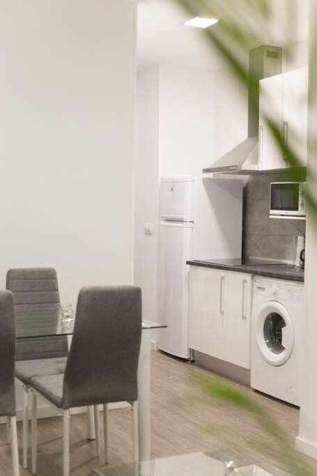 Comodo Y Agradable Estudio En Madrid Centro A2 Esterno foto