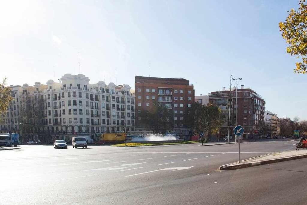 Comodo Y Agradable Estudio En Madrid Centro A2 Esterno foto