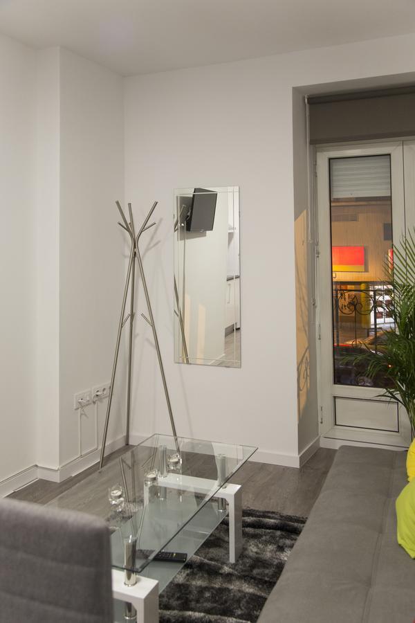 Comodo Y Agradable Estudio En Madrid Centro A2 Esterno foto